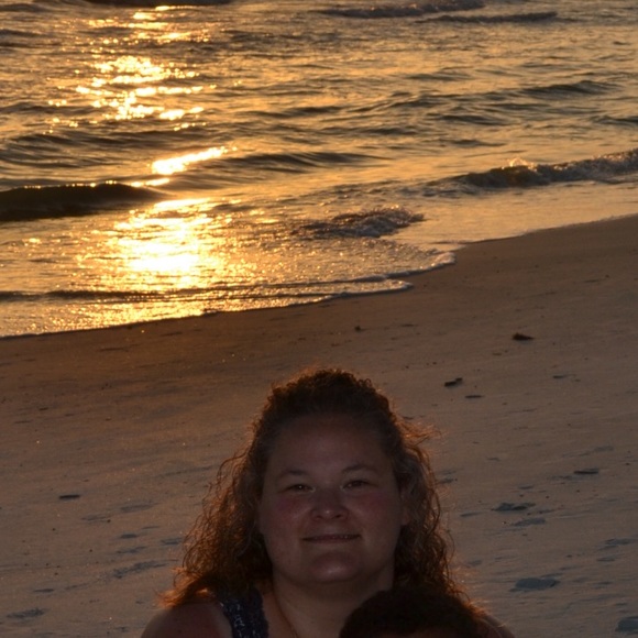 Meet your Posher, Elizabeth - Picture 1 of 1